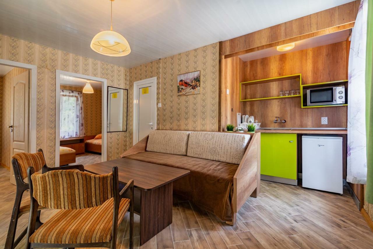 Elmona Villas กัมเชีย ภายนอก รูปภาพ